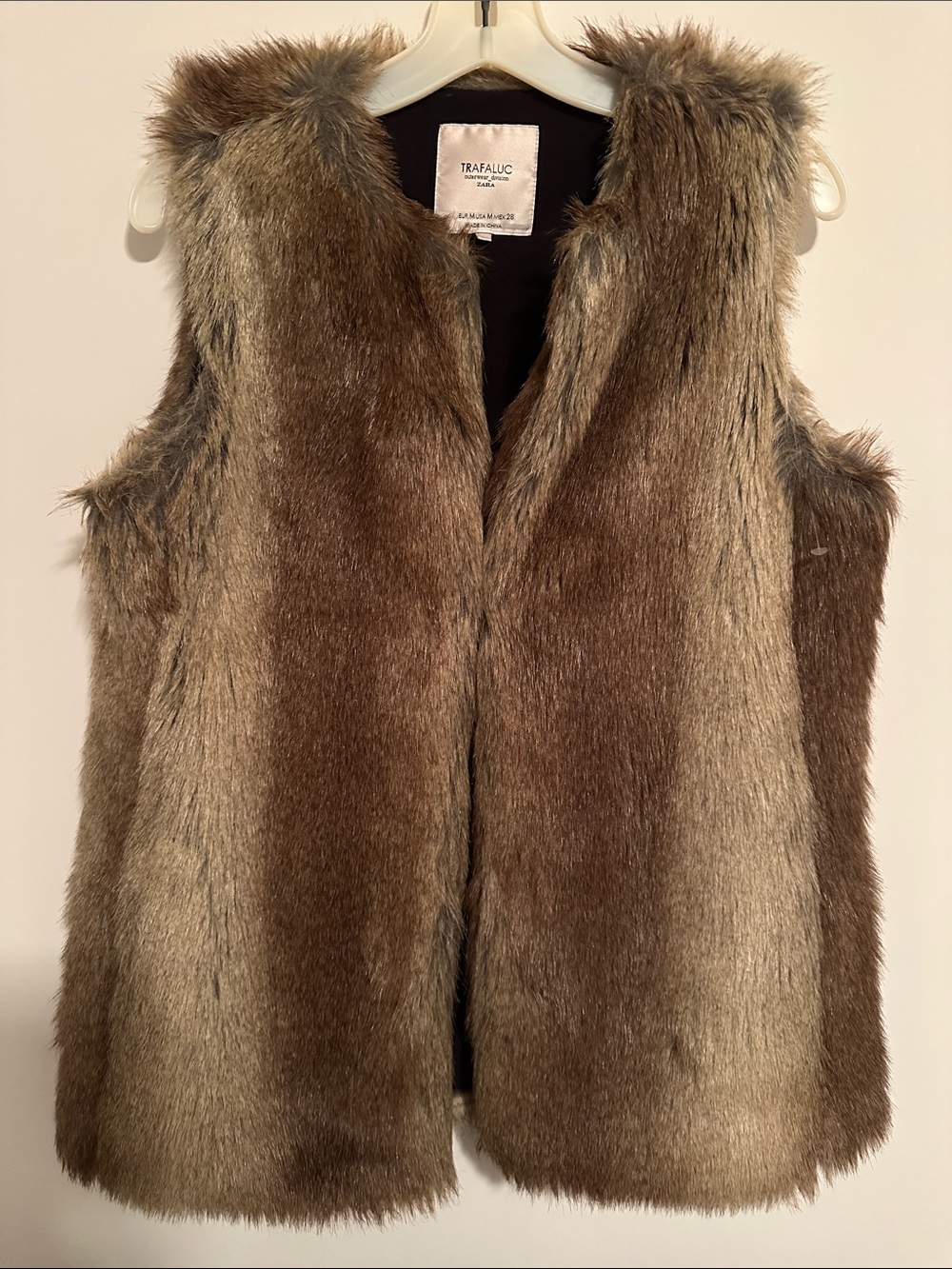 Zara Faux Fur Vest in Brown and Tan like new, size medium- super soft & rich